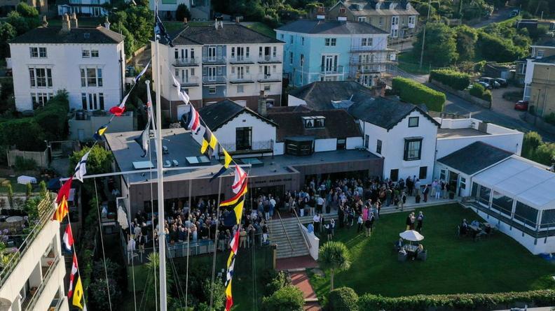 Royal Ocean Racing Club Hotel Cowes  Exterior photo