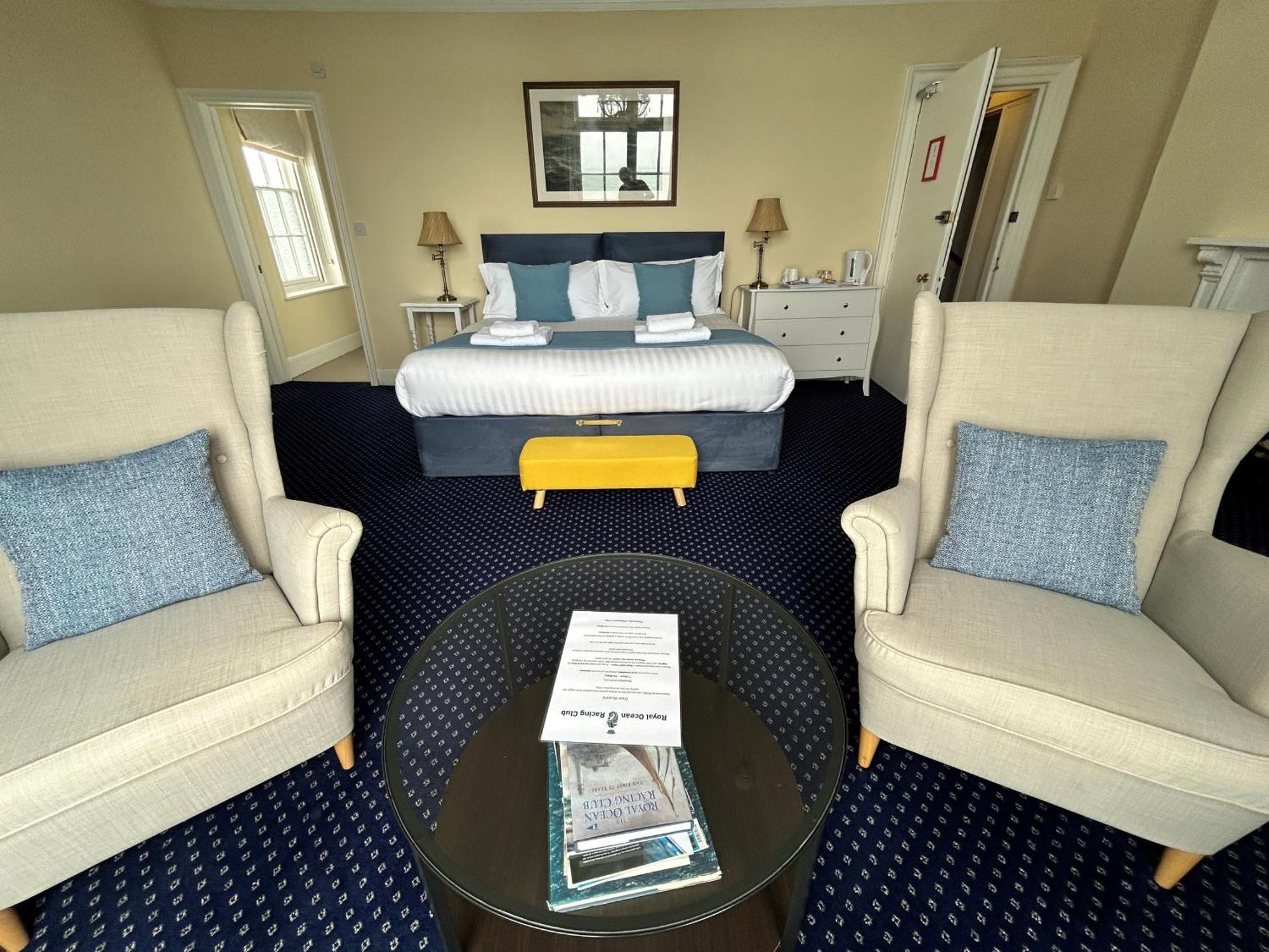 Royal Ocean Racing Club Hotel Cowes  Exterior photo